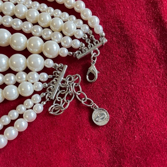Graziano Faux Pearl Bib Necklace OS - Picture 6 of 9